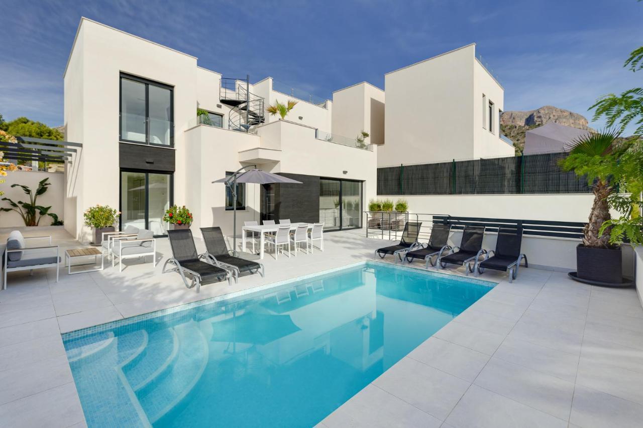 Villa Blanka, Amazing Villa With Hot Tube & Heated Pool In Polop, Alicante Εξωτερικό φωτογραφία
